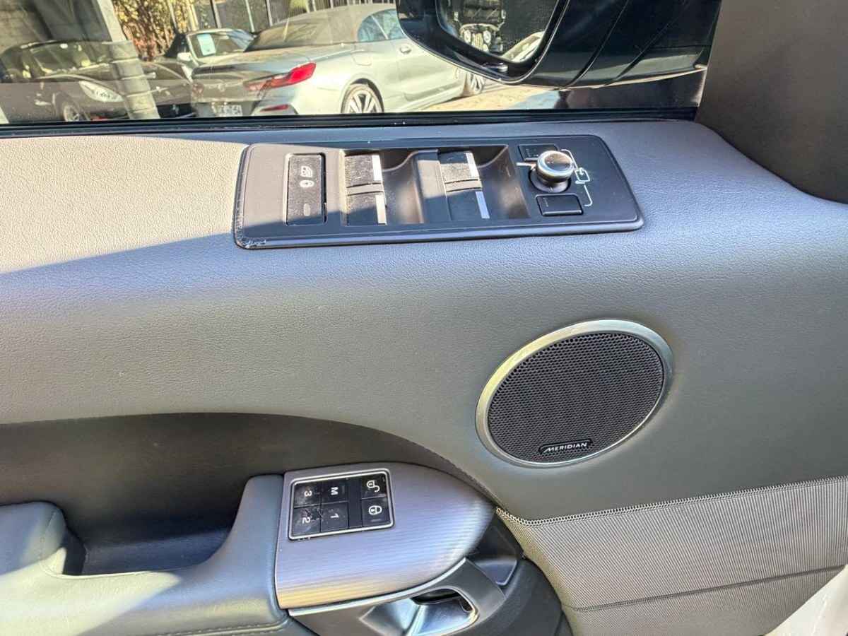Range Rover Sport HSE 3.0 foto 11