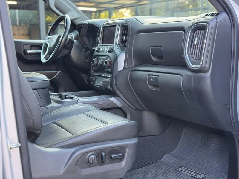 Chevrolet SILVERADO LTZ 5.3 foto 19