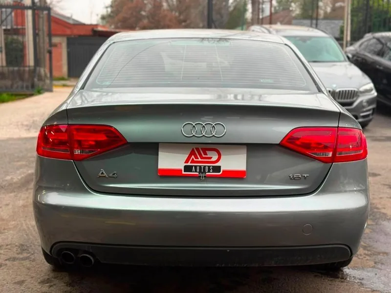 Audi A4 1.8 TURBO foto 6