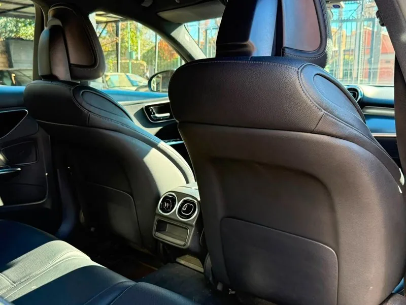 Mercedes-Benz C200 foto 18