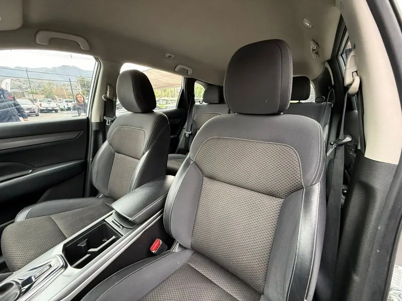 Renault KOLEOS DYNAMIQUE CVT 2.5 foto 16