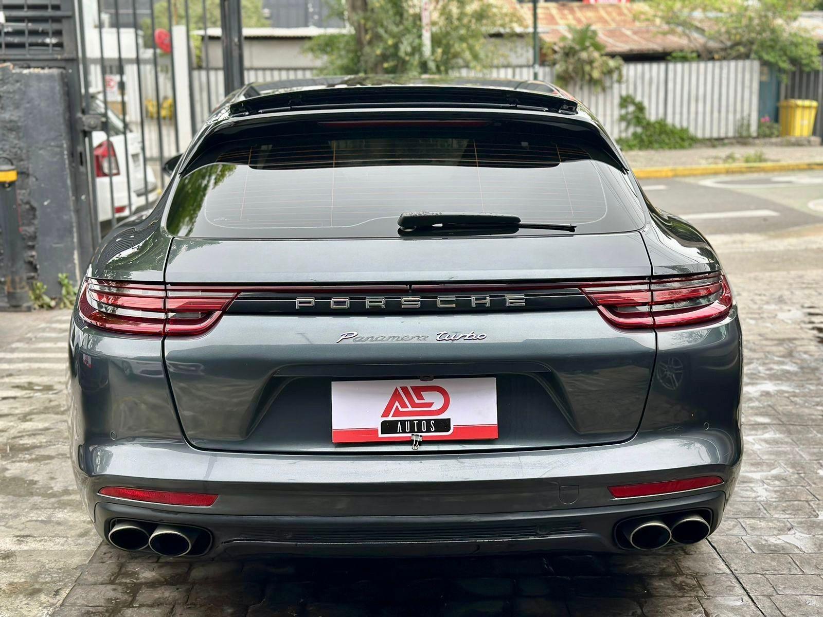 Porsche Panamera foto 11
