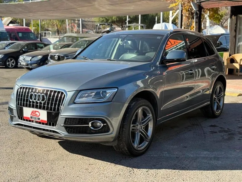 Audi Q5 3.0T S LINE QUATTRO foto 1