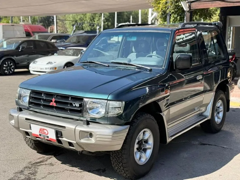 Mitsubishi MONTERO 3.5 CORTO DE COLECCION foto 1