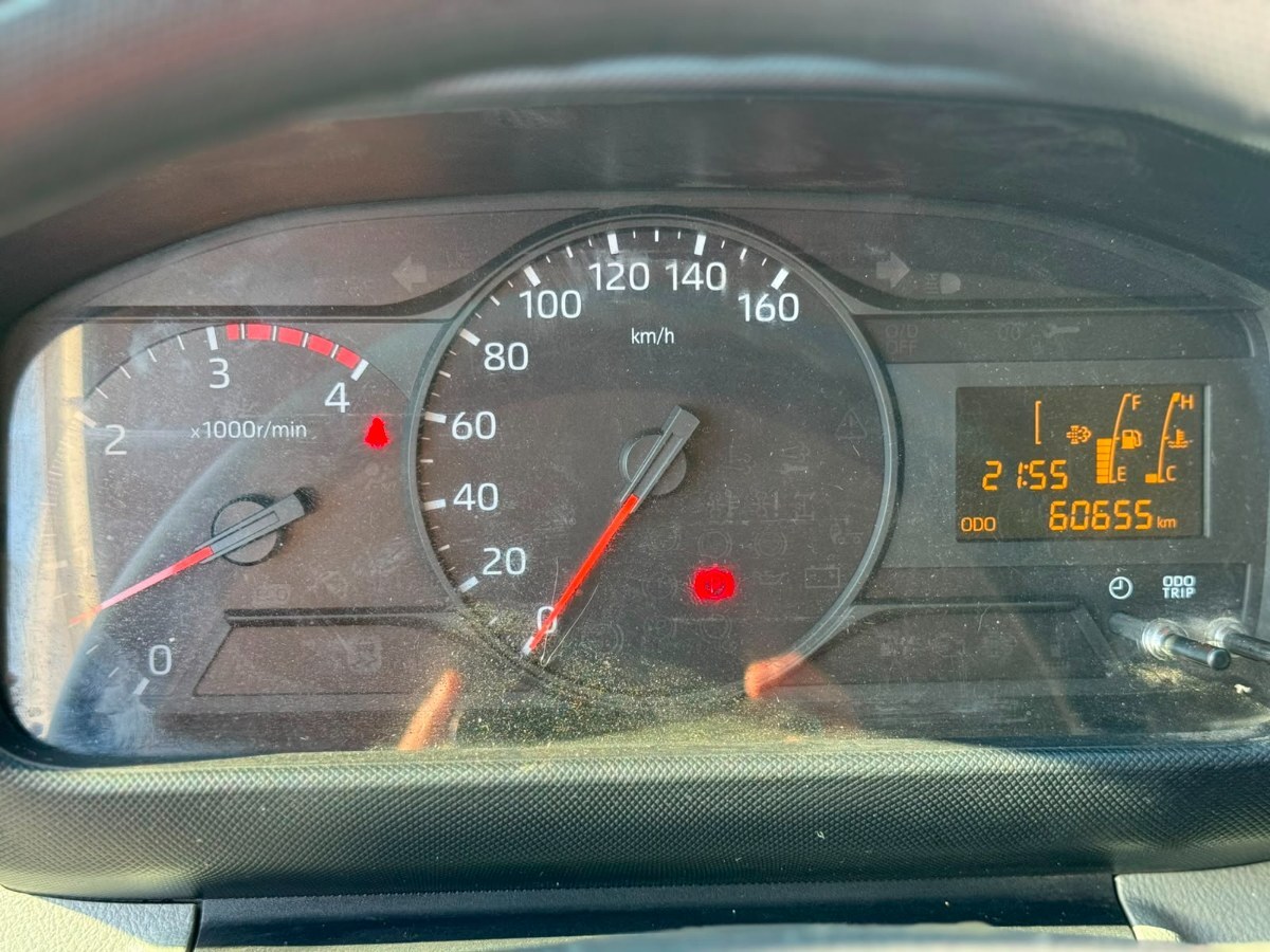 Hino XZU Carrozado foto 14