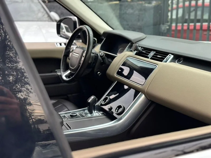 Land Rover RANGE ROVER SPORT foto 19