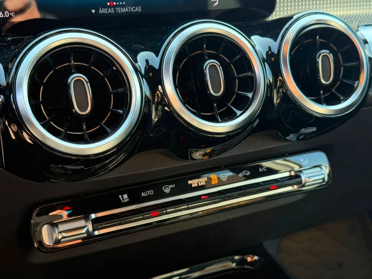 MERCEDES-BENZ GLB 200 foto 15