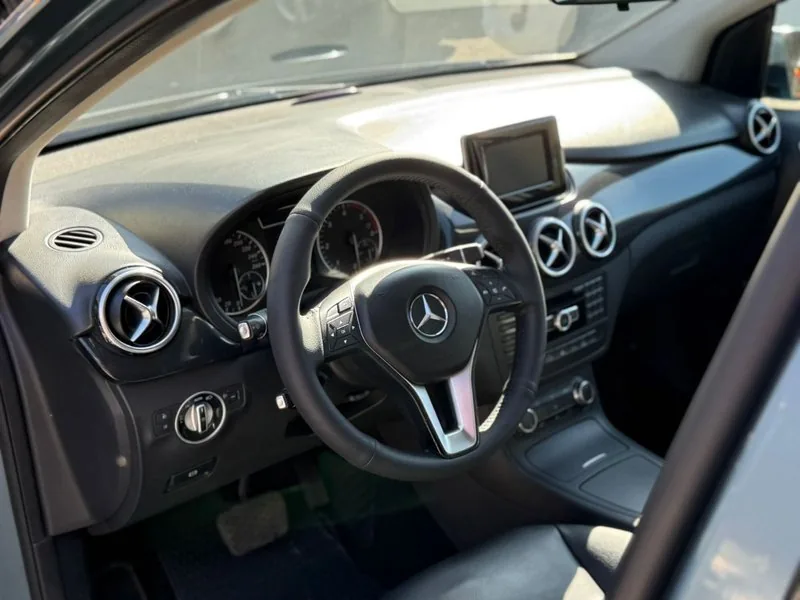 Mercedes-Benz B180 CDI AUT DIESEL foto 19