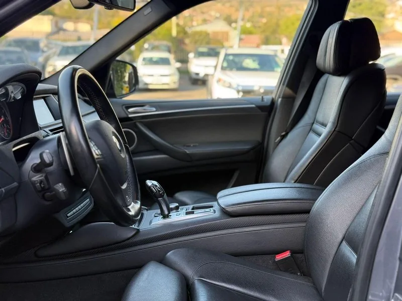 Bmw X5 M foto 16