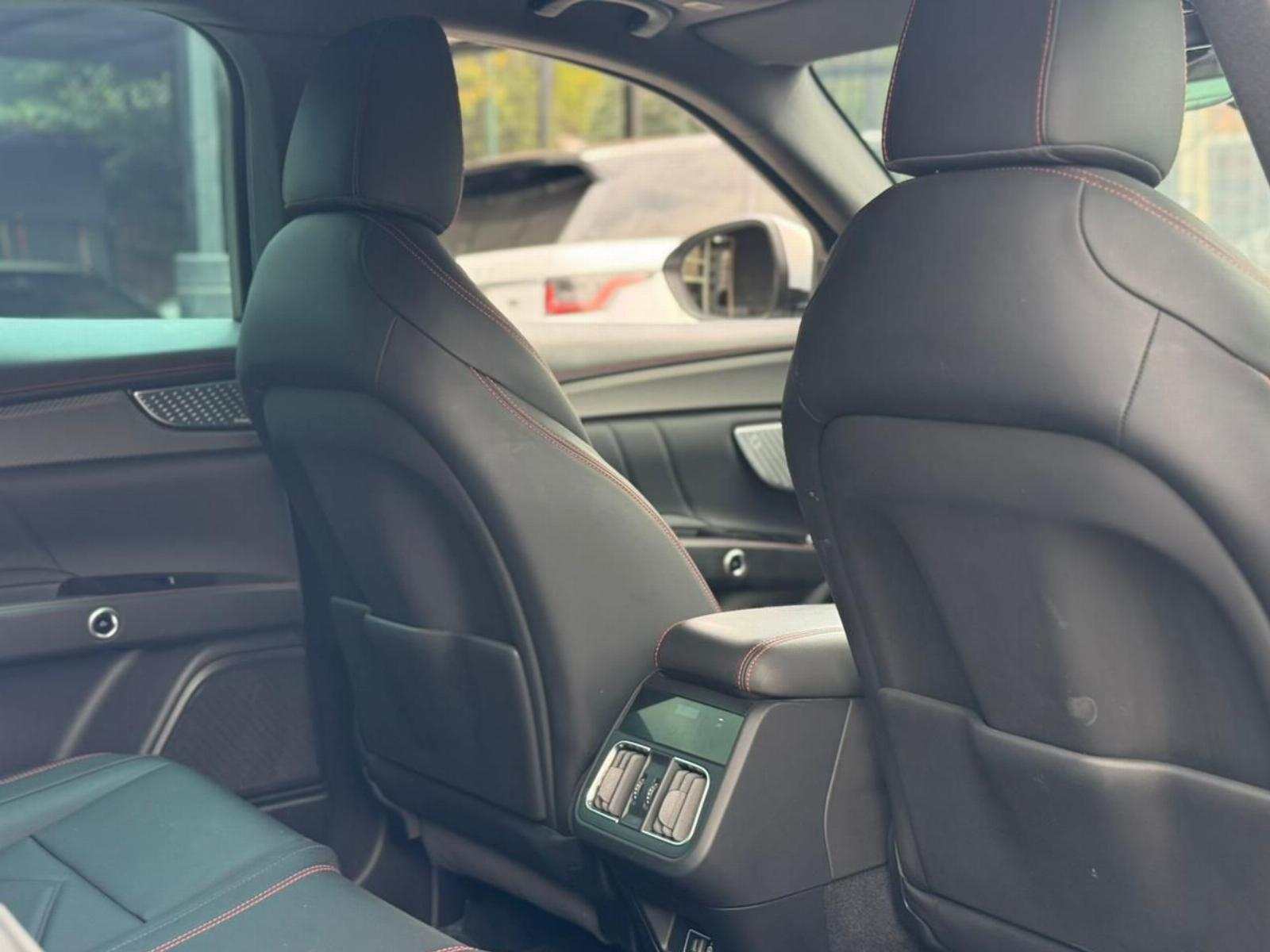Maserati Grecale foto 8
