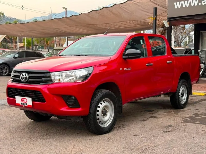 Toyota HILUX DX 4X4 MT 2.4 foto 1