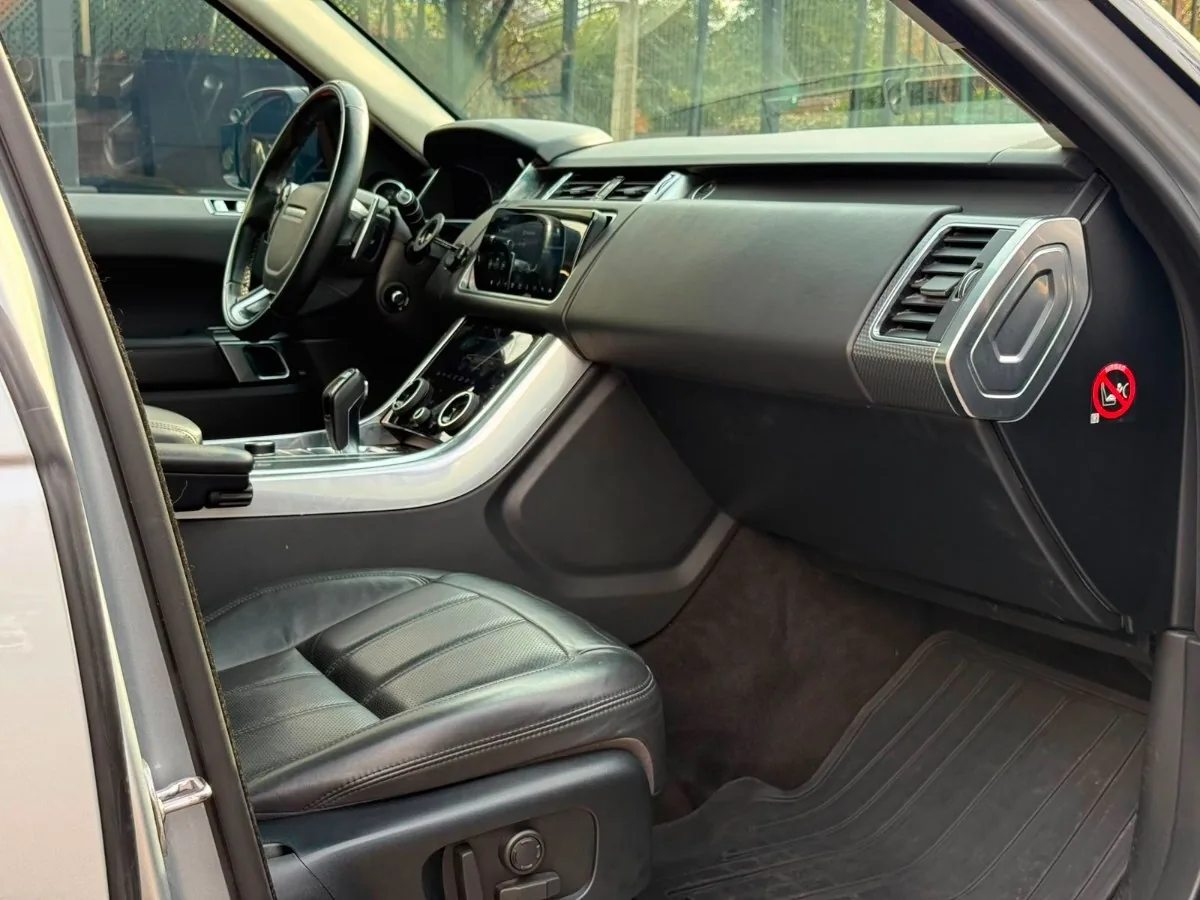 Range Rover Sport foto 9