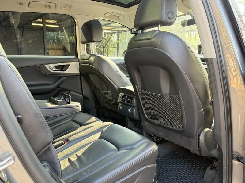 Audi Q7 2.0 TFSI QUATTRO 3 FILAS foto 19