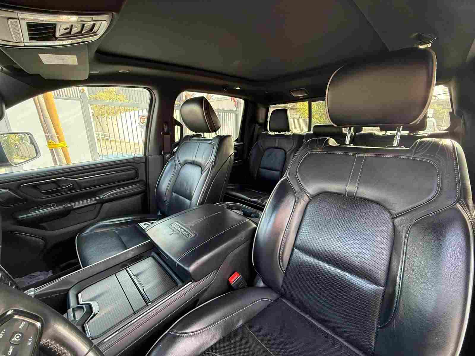 RAM 1500 Limited 4x4 foto 19