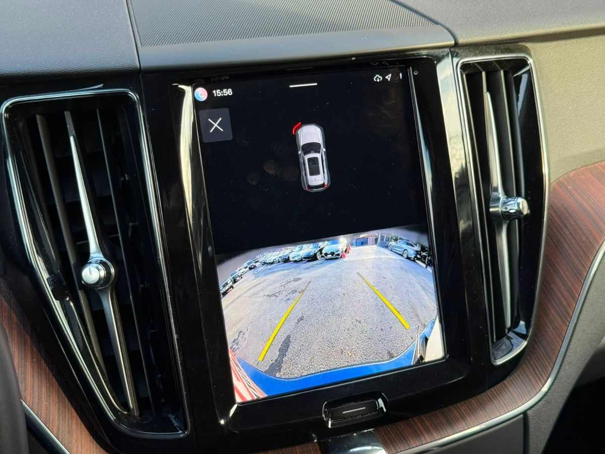 Volvo XC60 foto 13