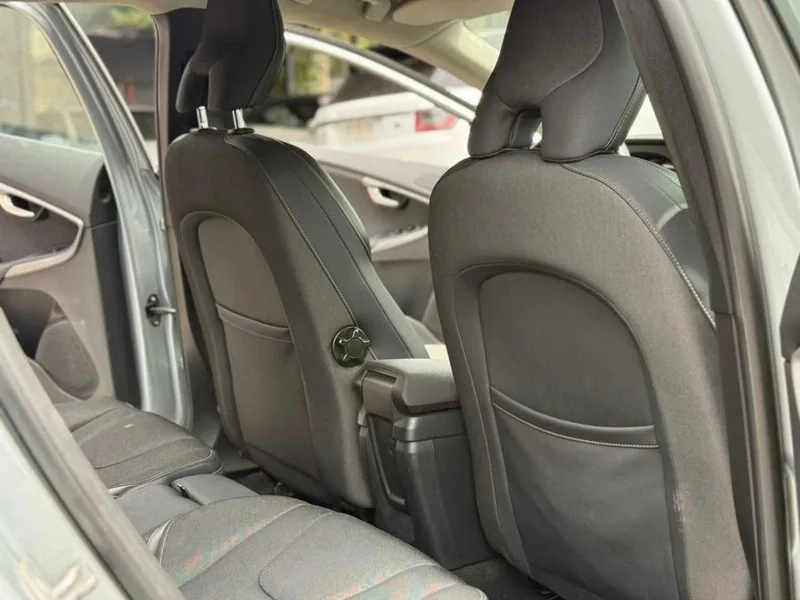 Volvo V40 CROSS COUNTRY T4 foto 16