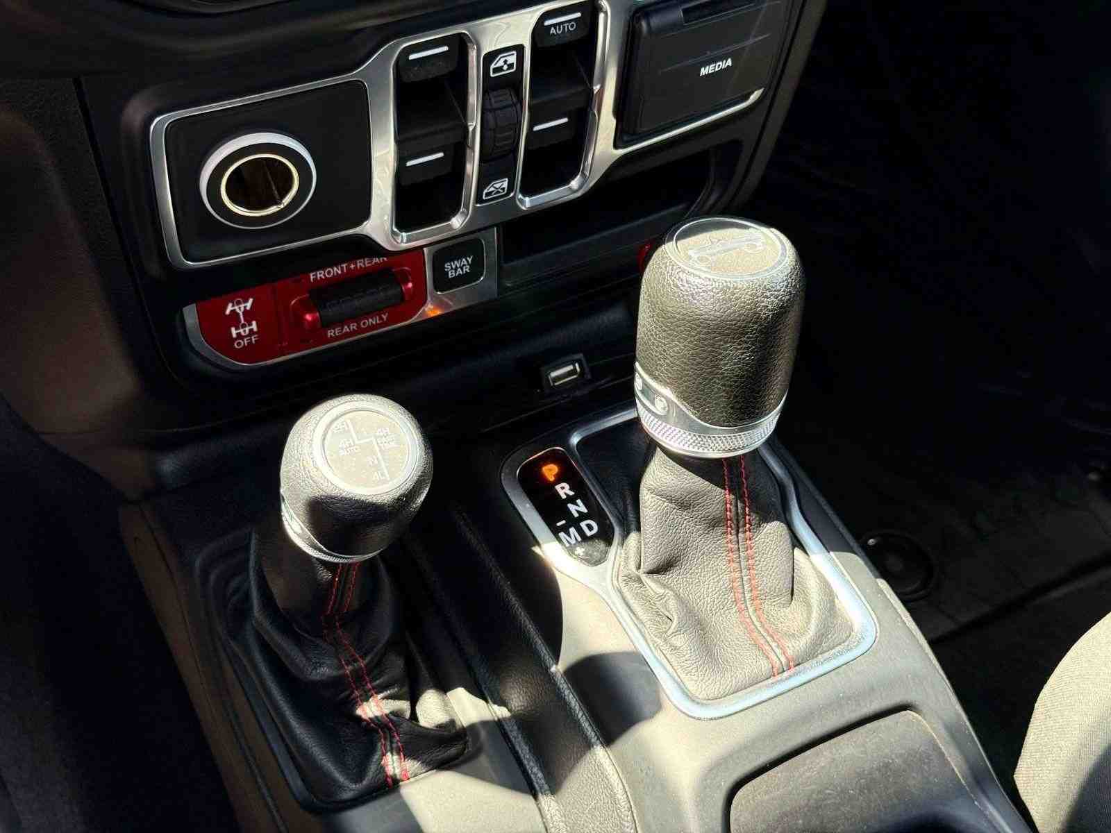 JEEP WRANGLER RUBICON UNLIMITED 3.6 foto 10