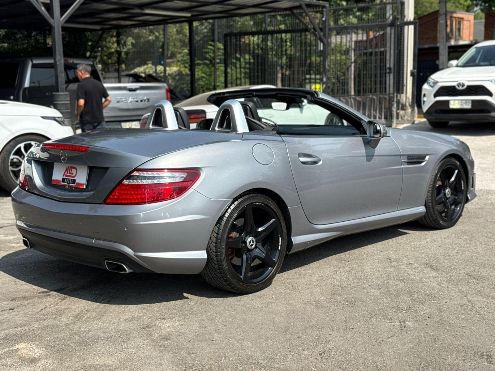 Mercedes-Benz SLK350 Roadster foto 7