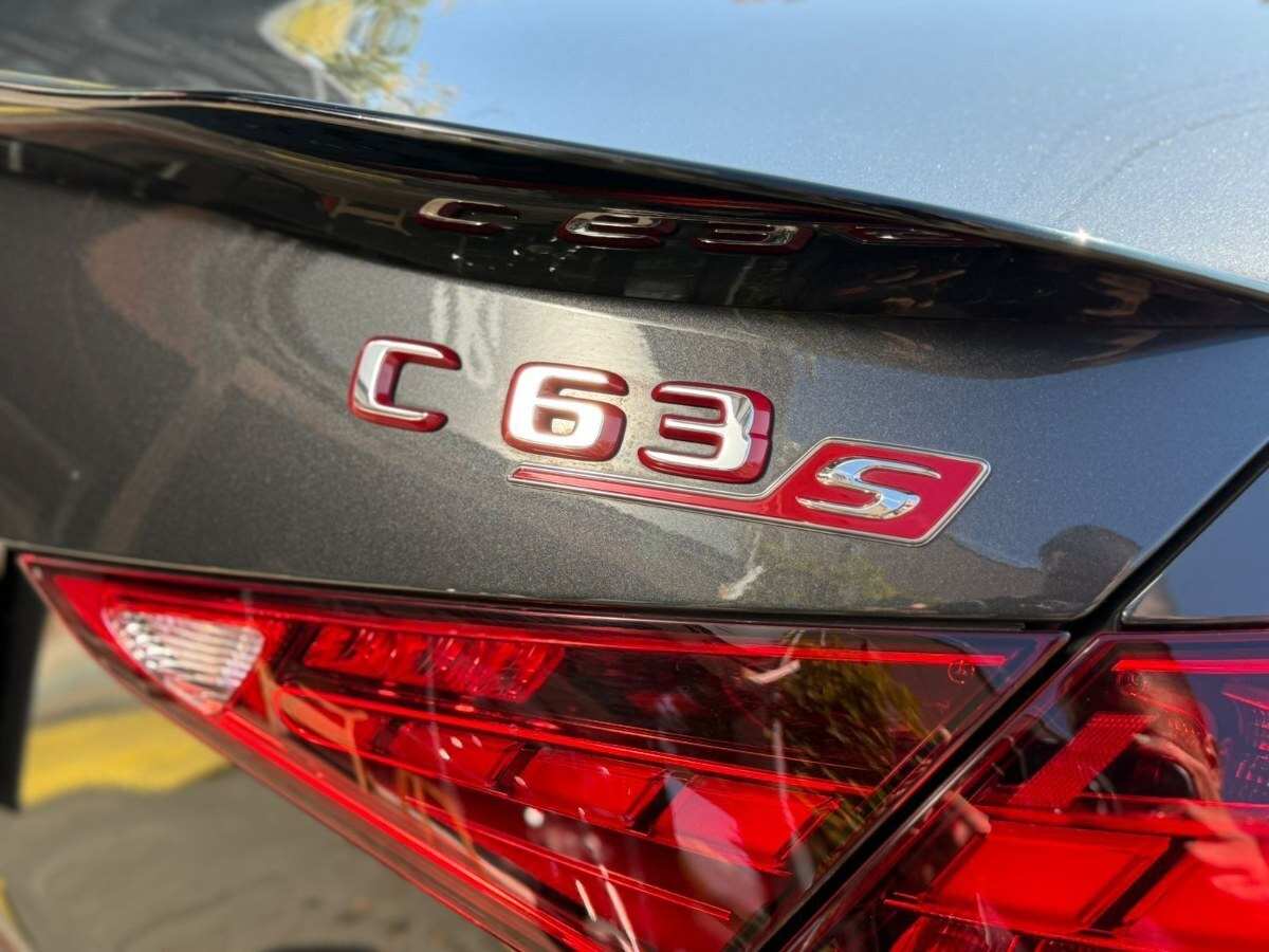Mercedes-Benz C63 AMG S E Performance foto 6