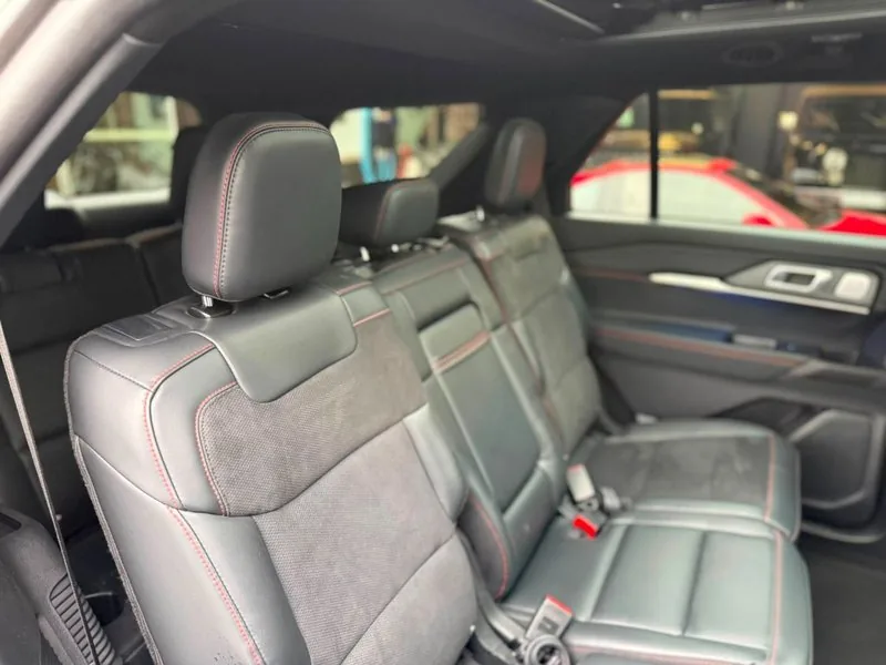 Ford EXPLORER ST 3.0 BITURBO AWD foto 20