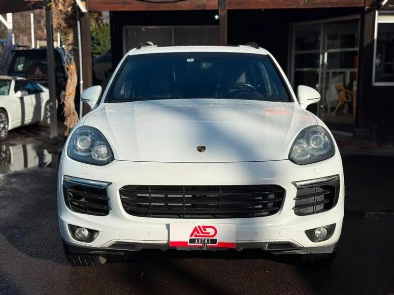 Porsche CAYENNE S HÍBRIDO foto 2