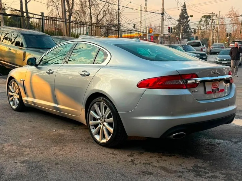 Jaguar XF 30 3.0 DIESEL foto 6