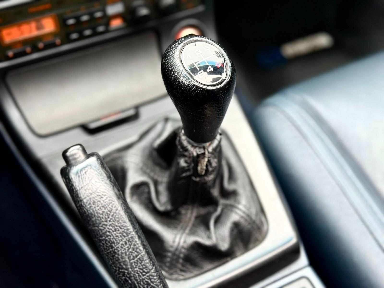 Mazda RX-7 foto 8
