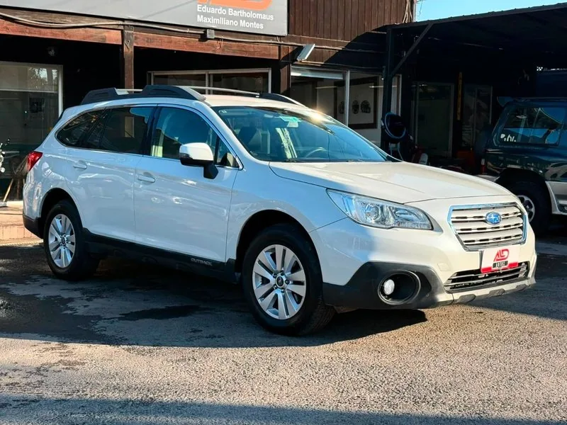 Subaru OUTBACK XS CVT 2.5 AWD foto 3