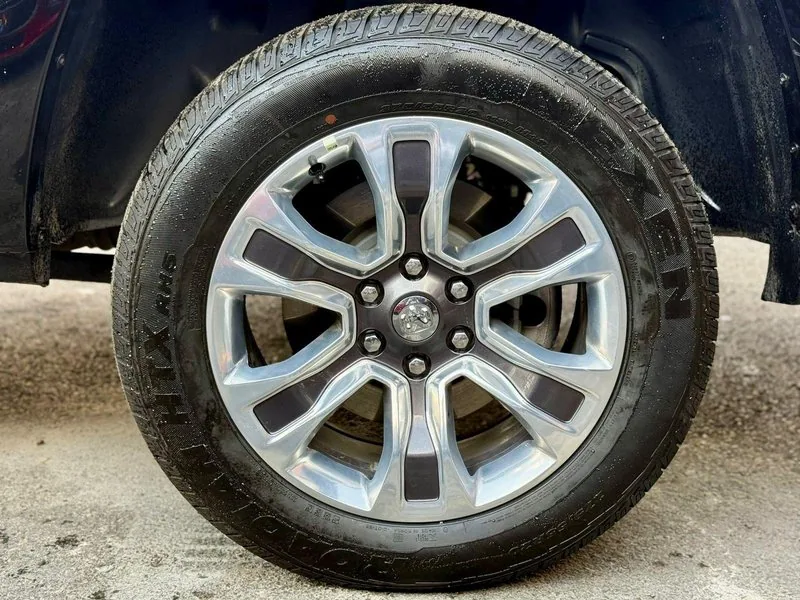 Ram 1500 LIMITED 4X4 foto 7