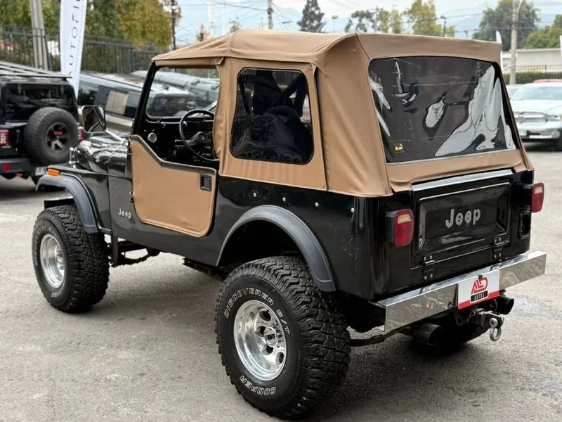 Jeep CJ7 AT V8 5.7 foto 6
