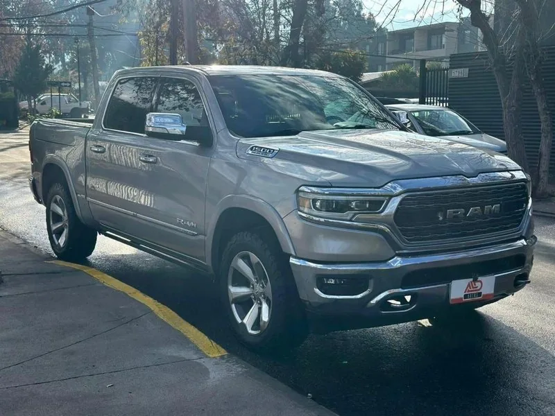 Ram 1500 LIMITED 5.7 foto 3