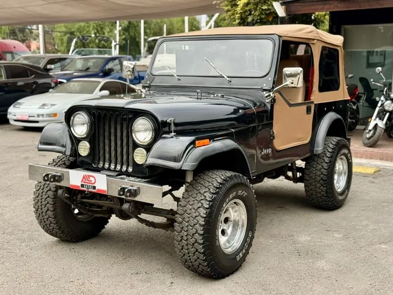 Jeep CJ7 AT V8 5.7 foto 1