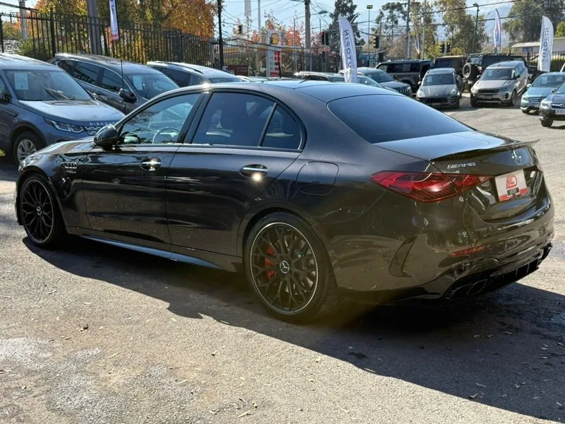 Mercedes-Benz C63 AMG S E PERFORMANCE foto 8