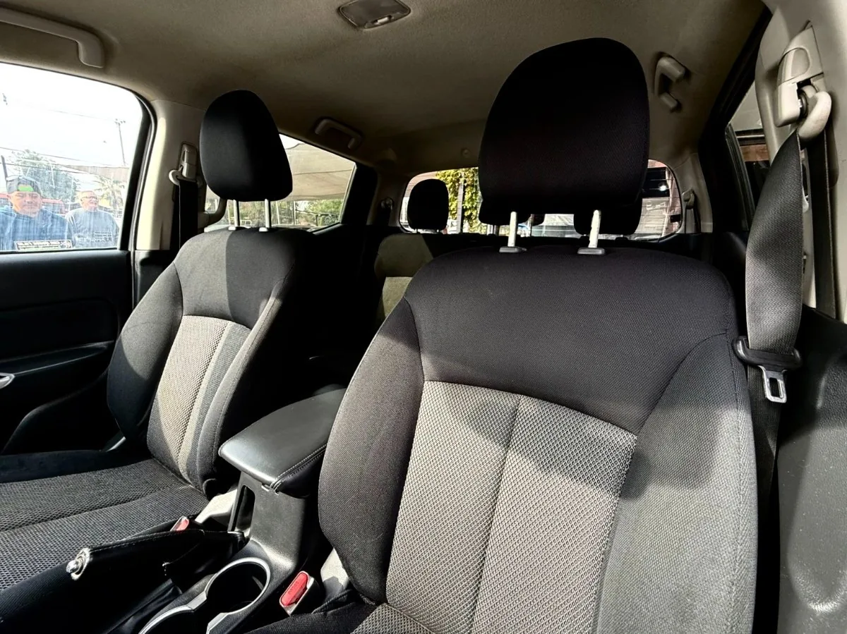 Mitsubishi L200 Dakar foto 15