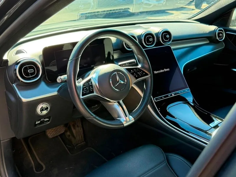 Mercedes-Benz C200 foto 9