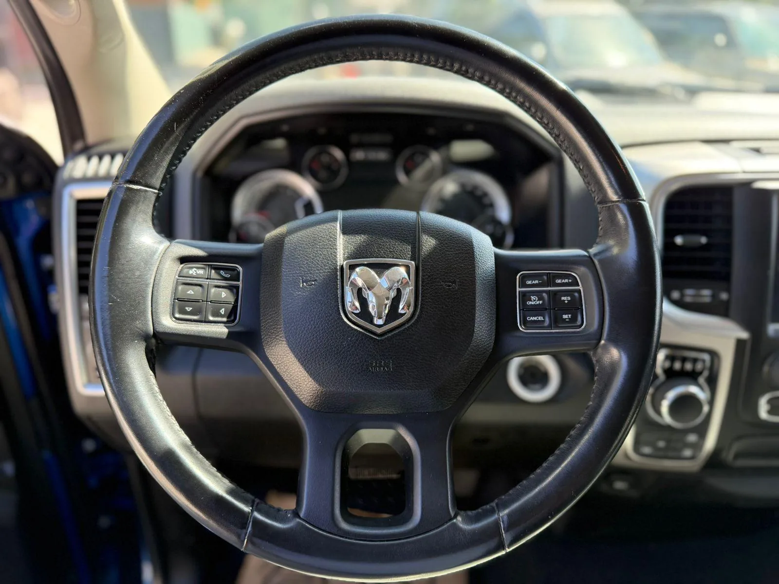 RAM 1500 foto 10