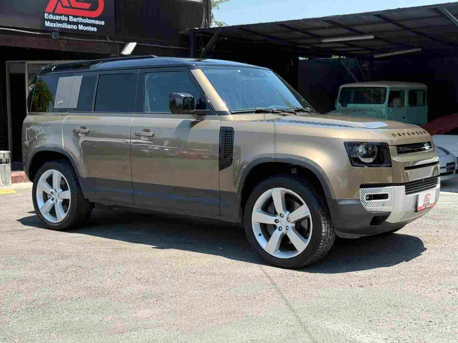 LAND ROVER DEFENDER 110 FIRST EDITION foto 1