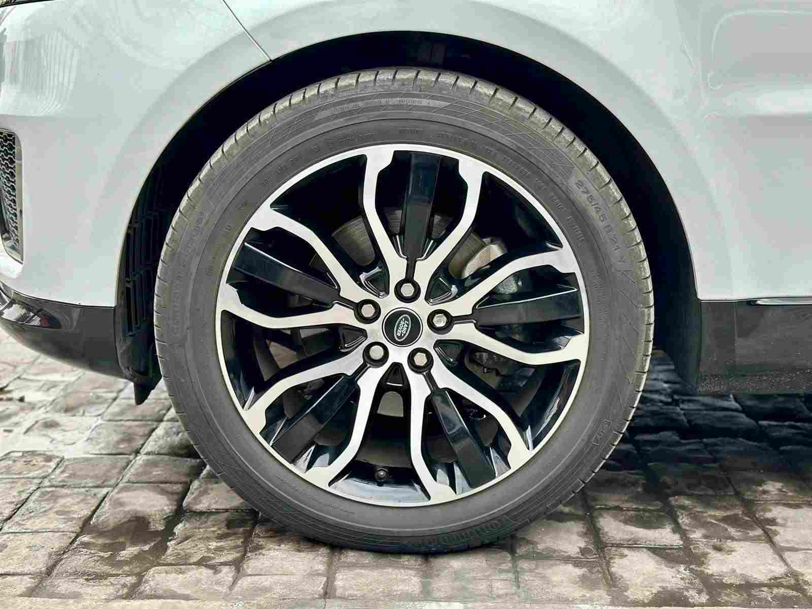 Land Rover Range Rover Sport foto 6