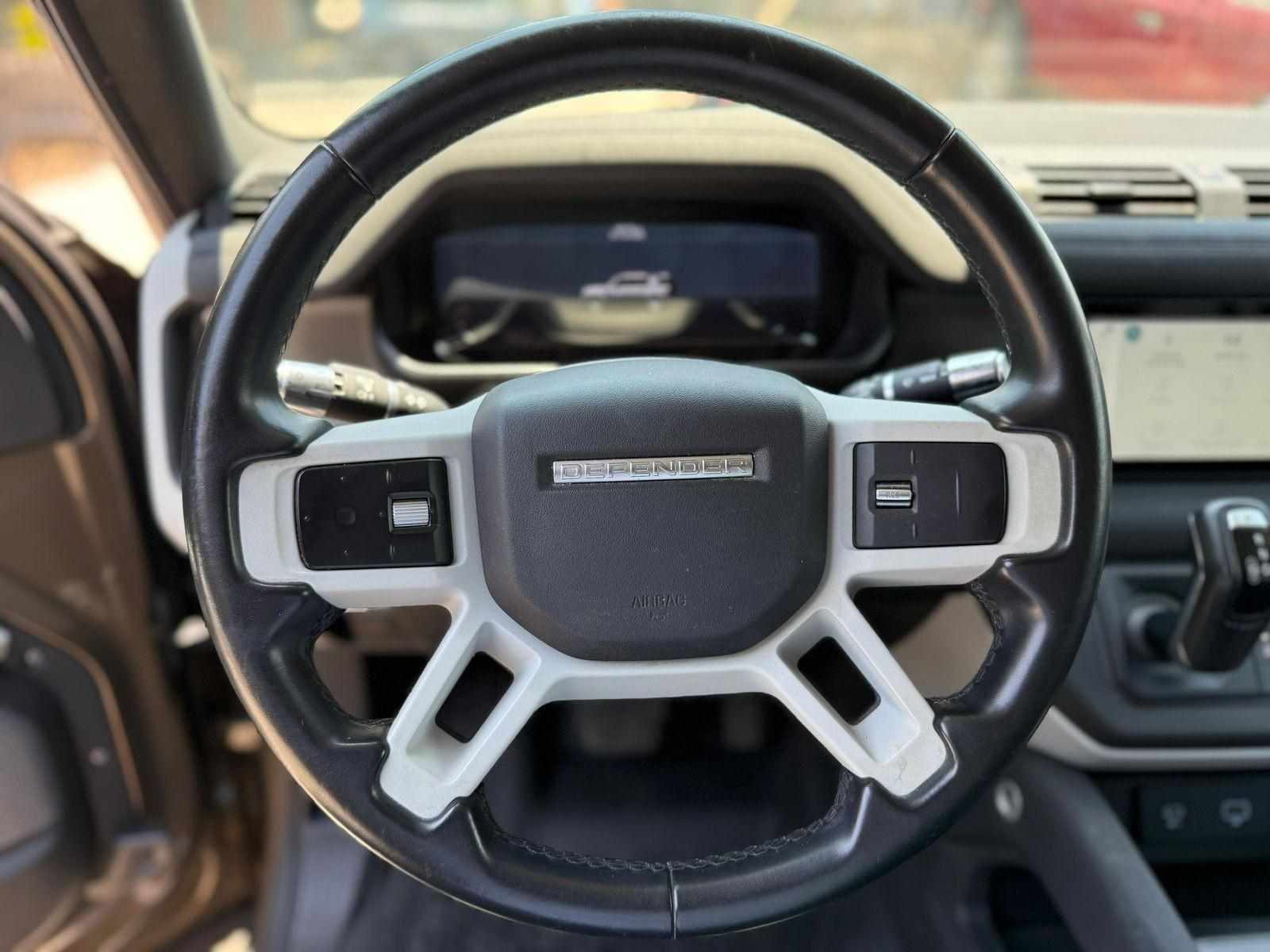 LAND ROVER DEFENDER 110 FIRST EDITION foto 14