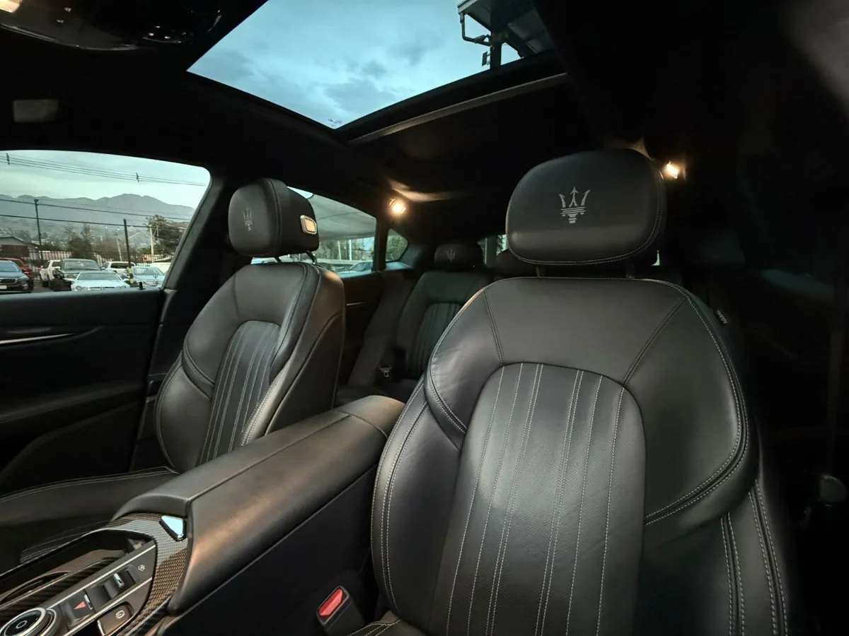 Maserati Levante S foto 18
