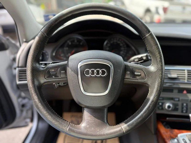 Audi A6 3.0 TDI QUATTRO foto 12
