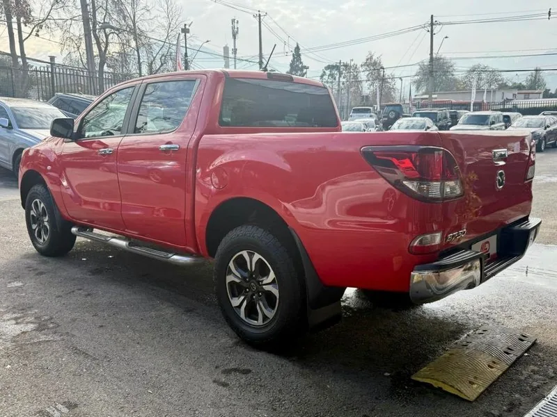 Mazda BT-50 SDX 2.2 MT 4X2 CON IVA foto 6
