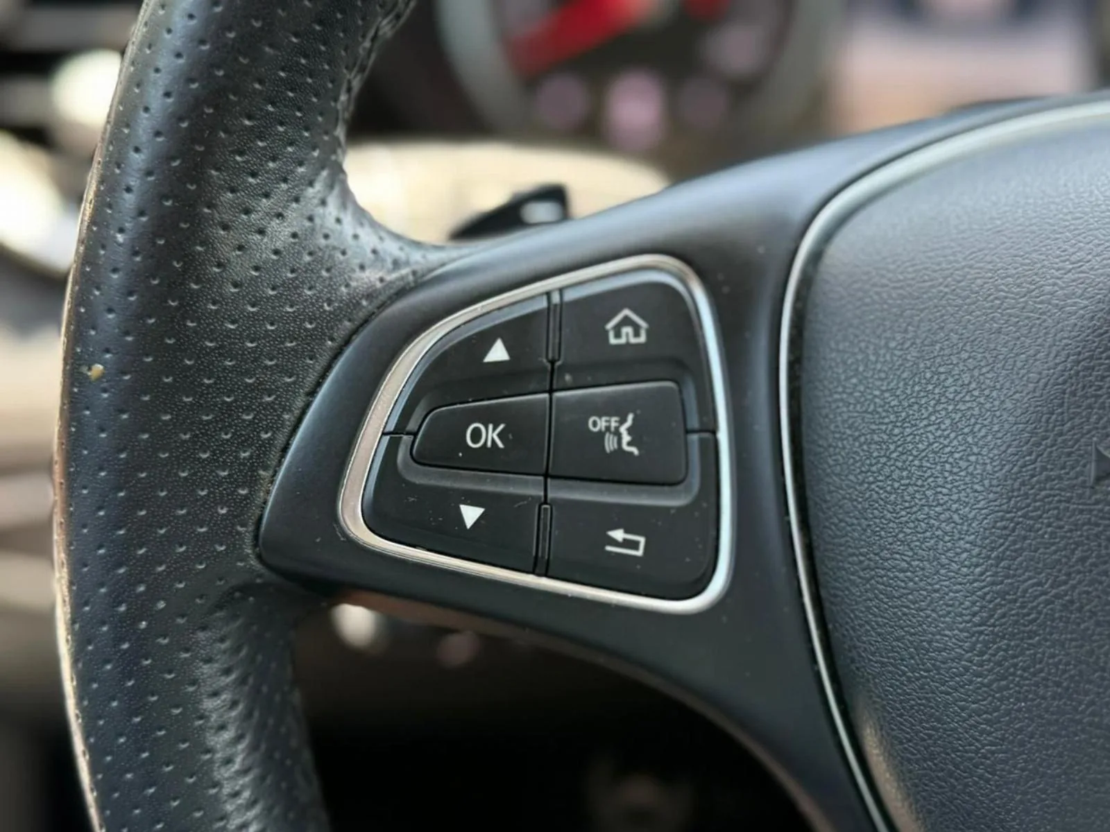MERCEDES-BENZ GLC 220D 4MATIC foto 11