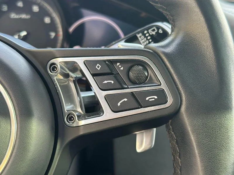 Porsche CAYENNE TURBO foto 15