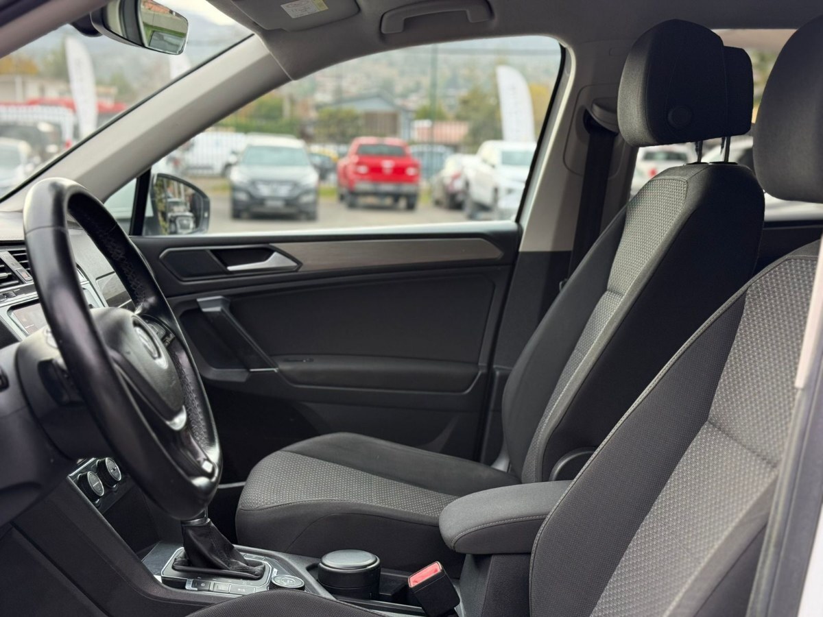 Volkswagen Tiguan TDI 4x4 7A 4MOTION foto 20