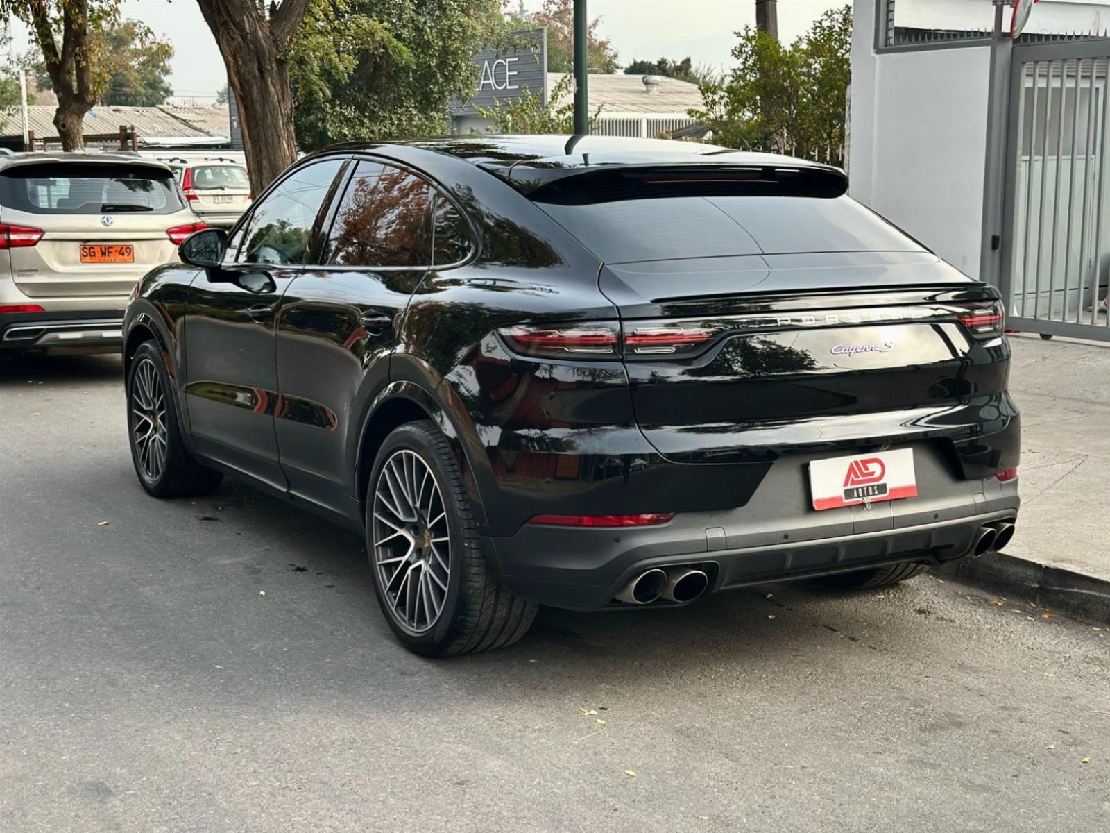 Porsche Cayenne Coupe S foto 7