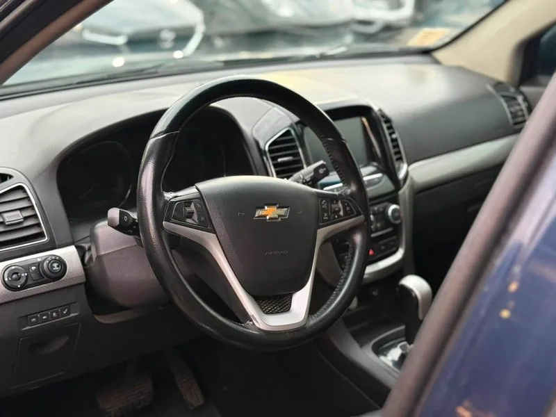 Chevrolet CAPTIVA LTZ DIESEL AWD AT foto 8