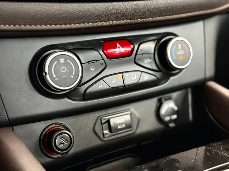 ZX Auto TERRALORD 2.5 DIESEL 4X4 LUX PLUS foto 12