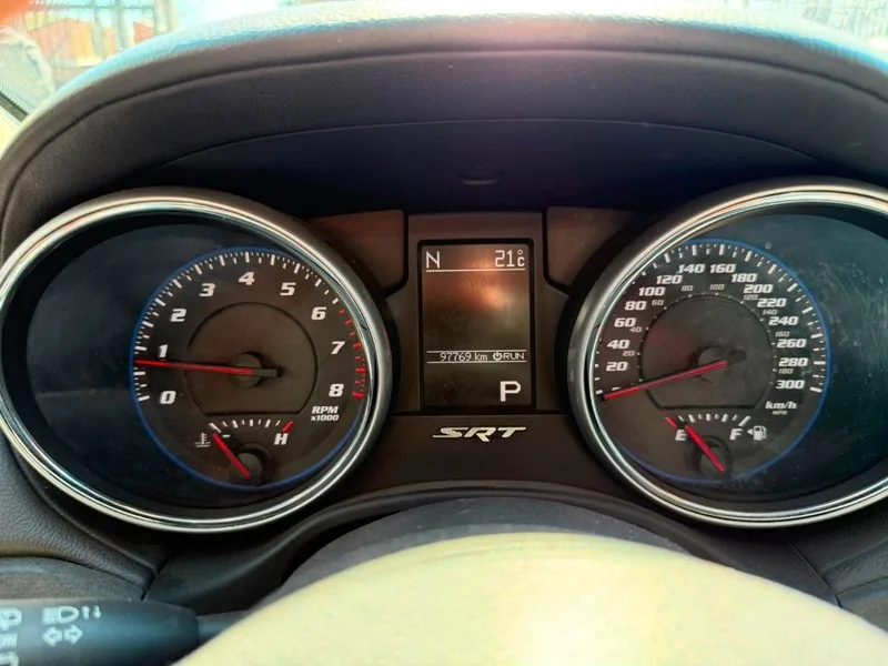 Jeep GRAND CHEROKEE SRT8 6.4 foto 9