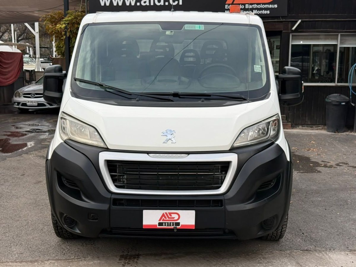 PEUGEOT BOXER 2.0 HDI foto 1